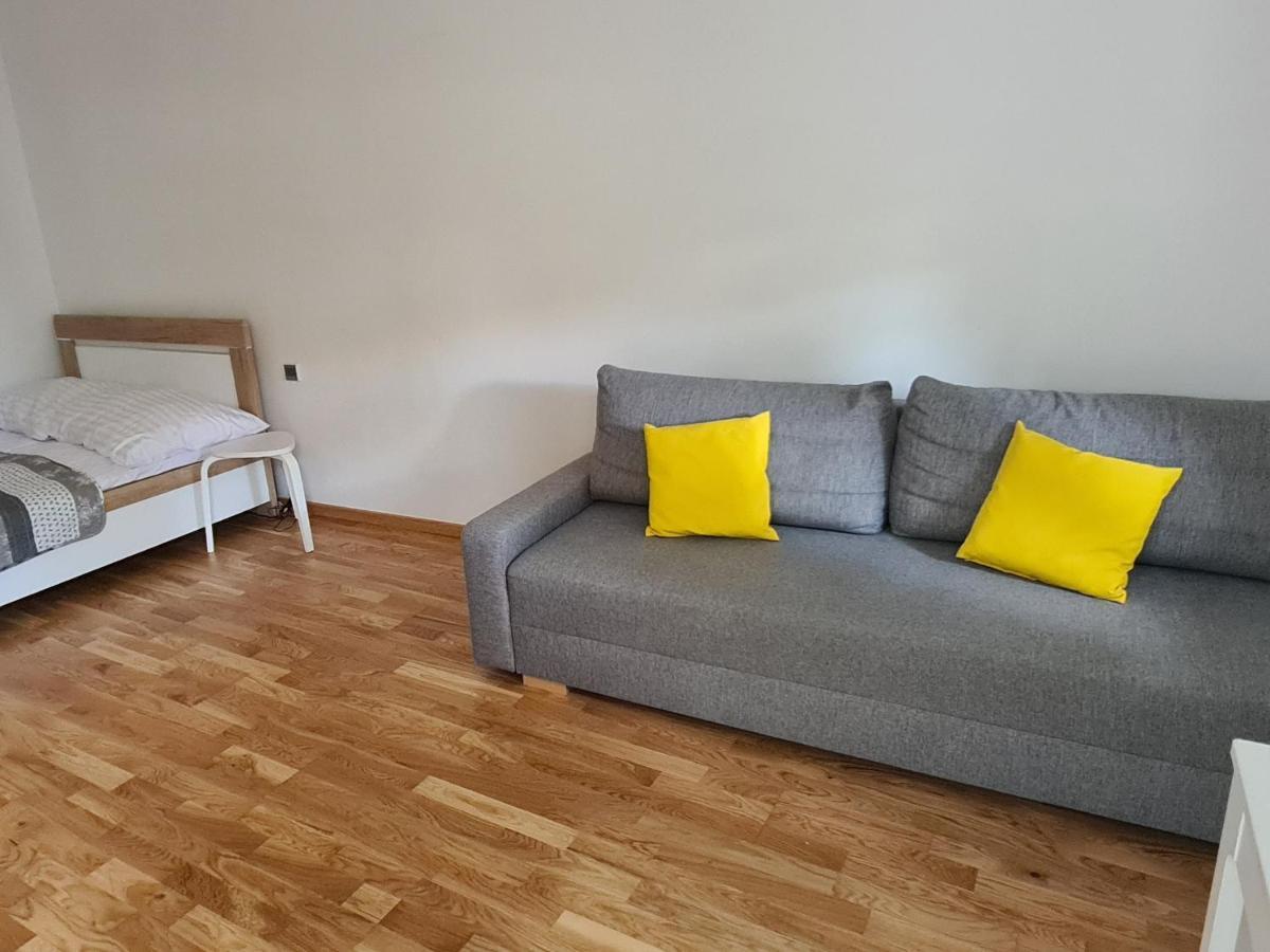 Apartment Na Zamkowej Krasków Eksteriør bilde